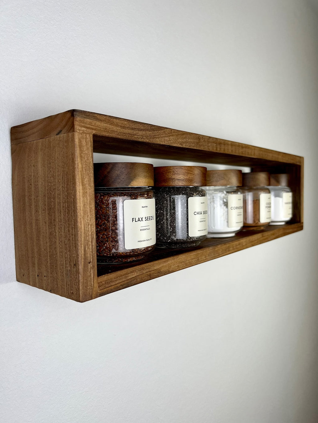 Floating bathroom shelves